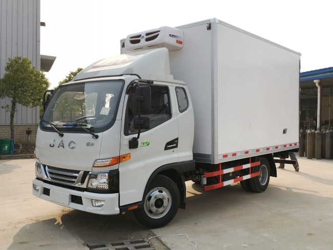 江淮駿鈴V5國五4.2米冷藏車 1.jpg